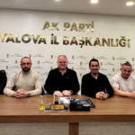 AKP’li başkan toplantıya şortla katıldı: Fotoğraflar apar topar silindi